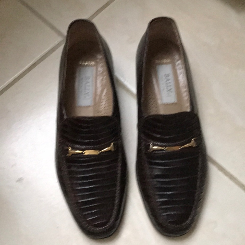 Bally Dark brown Alligator loafers men’s size 8M